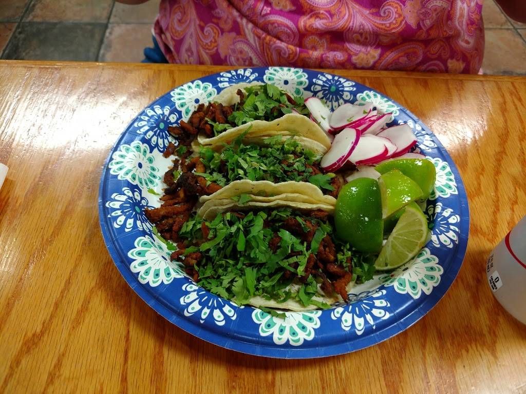 Mexico Lindos Restaurant | restaurant | 8630 Mathis Ave, Manassas, VA 20110, USA | 7033614141 OR +1 703-361-4141