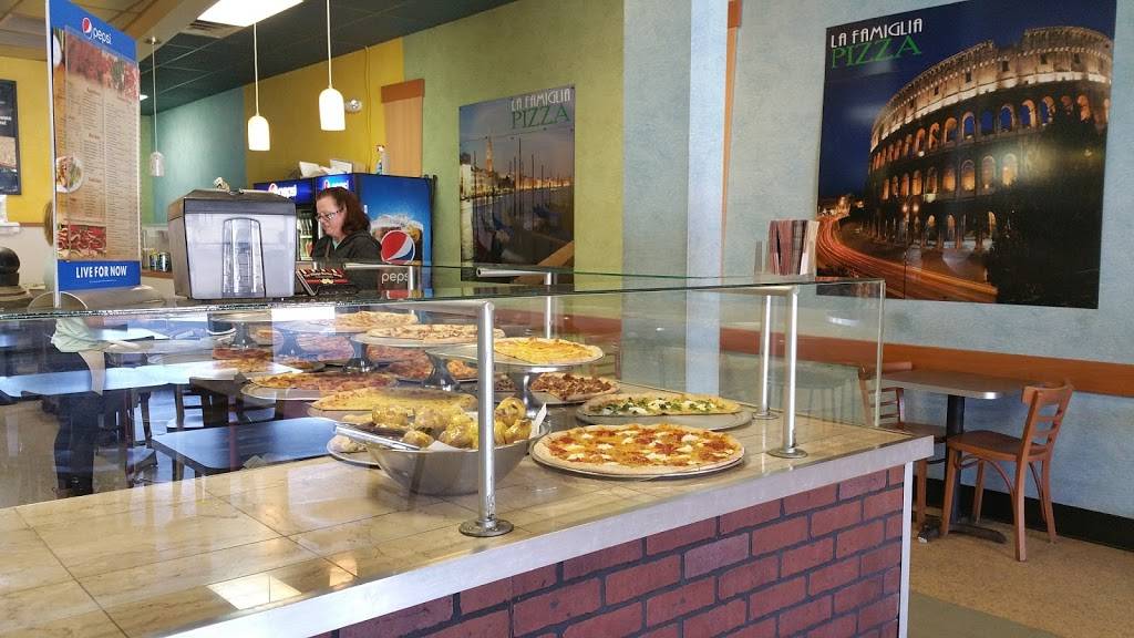 La Famiglia Pizza | restaurant | 1770 Central Ave, Colonie, NY 12205, USA | 5184521234 OR +1 518-452-1234