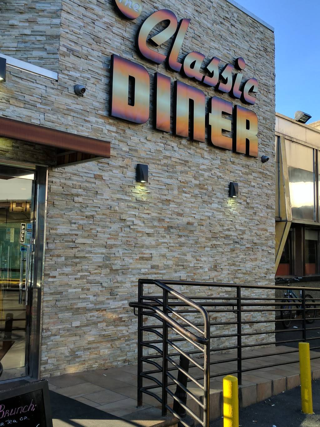 The Classic Diner | restaurant | 117-33 Myrtle Ave, Richmond Hill, NY 11418, USA | 7188477500 OR +1 718-847-7500