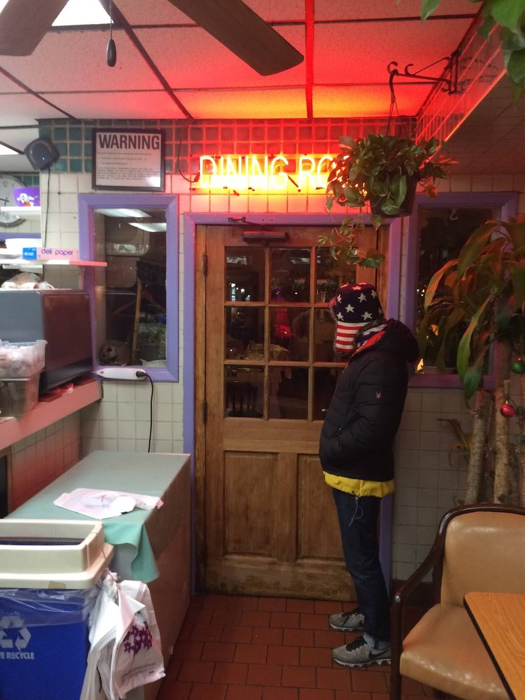 Franks Trattoria | restaurant | 371 1st Avenue, New York, NY 10010, USA | 2126777141 OR +1 212-677-7141