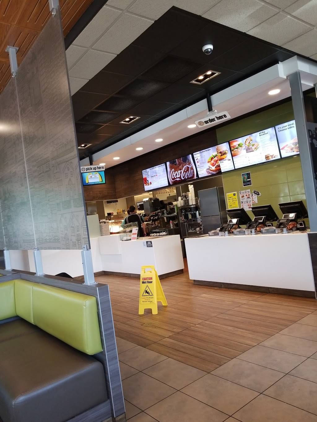 McDonalds | restaurant | 121 Blue and Gray Expy, Philippi, WV 26416, USA | 3044575909 OR +1 304-457-5909
