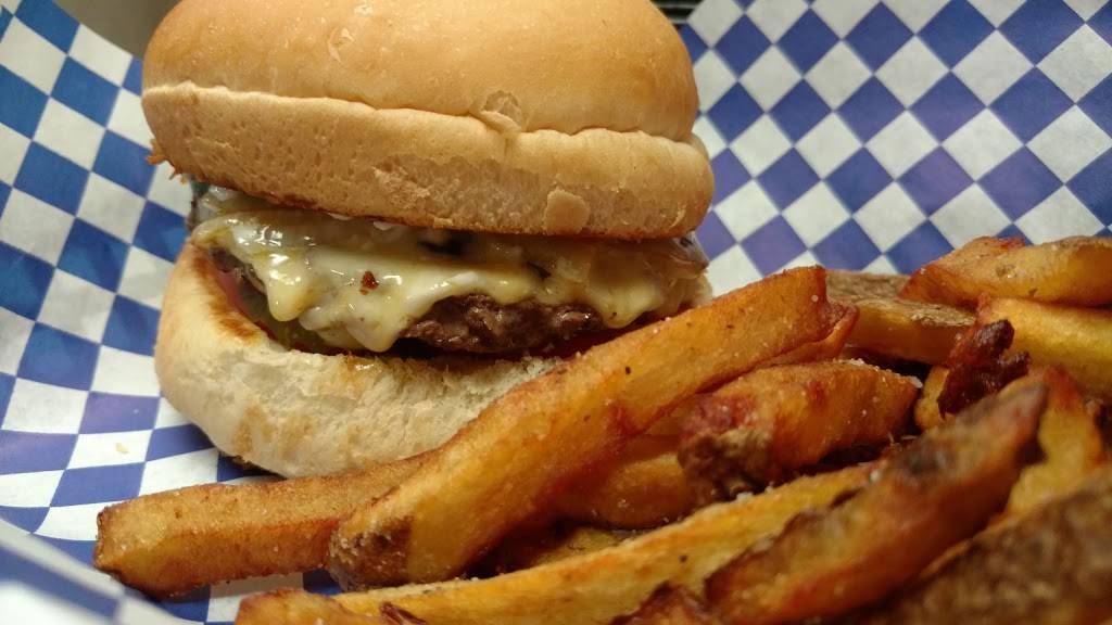 Burger Style Cafe | restaurant | 1200 E Davis St, Mesquite, TX 75149, USA | 9723296000 OR +1 972-329-6000