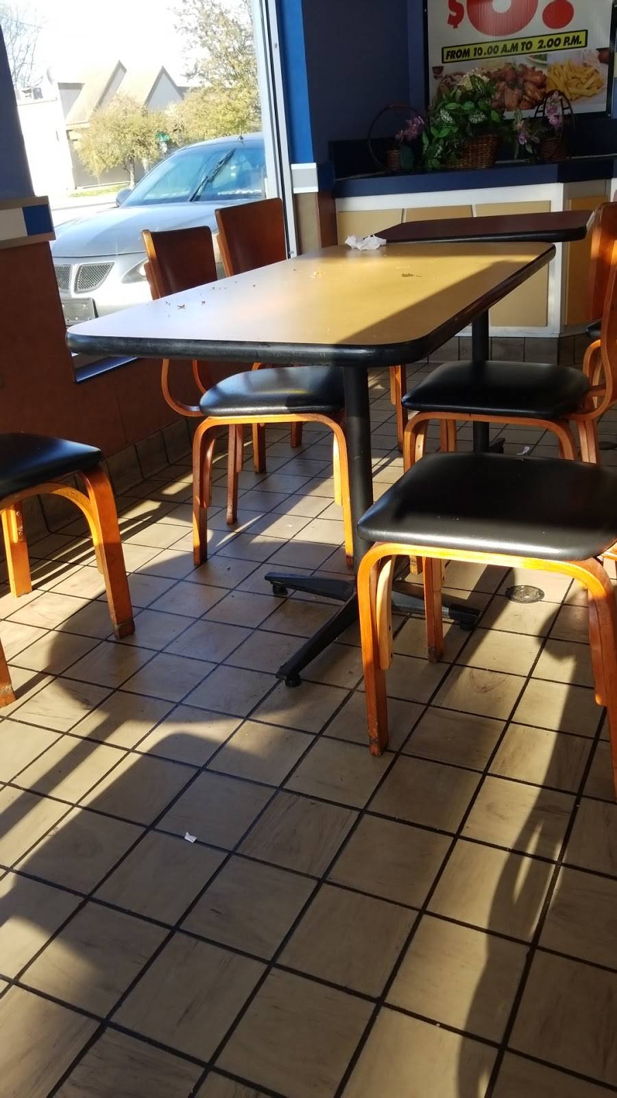 The shark | restaurant | 2801 W 16th St, Indianapolis, IN 46222, USA | 3174231650 OR +1 317-423-1650