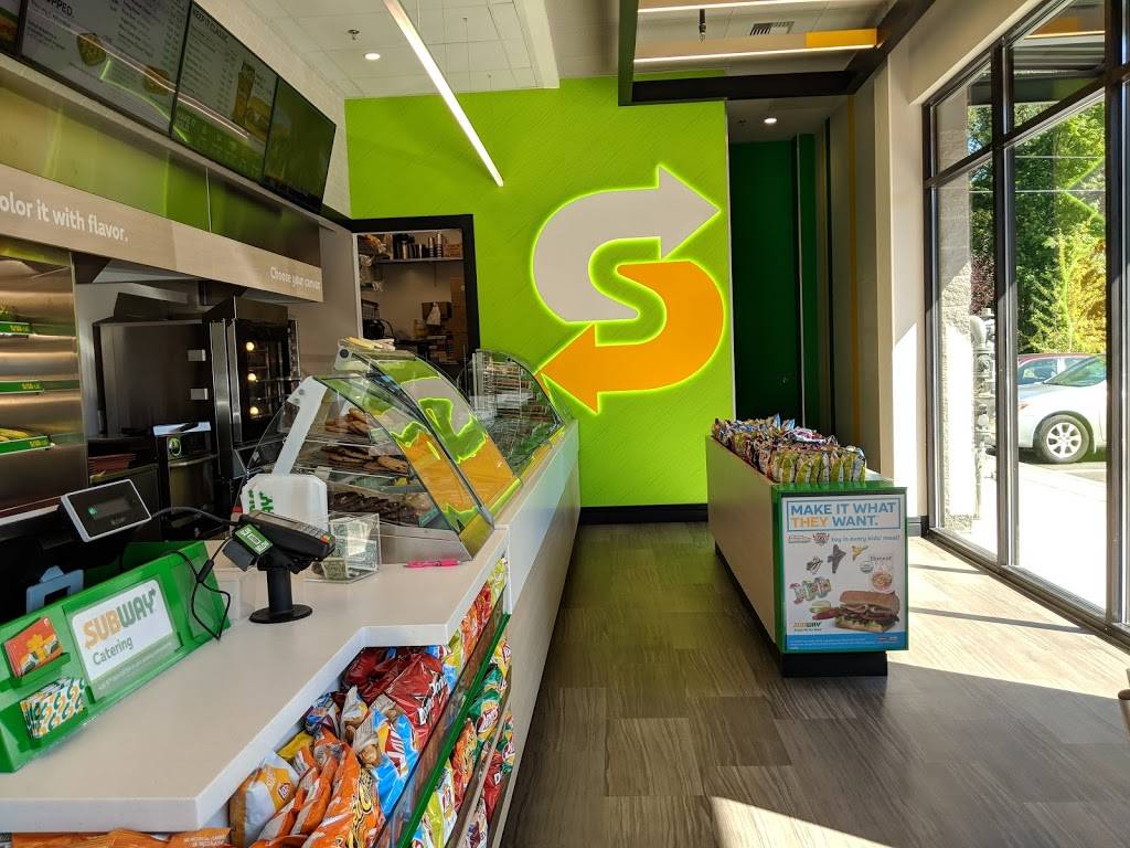 Subway | meal takeaway | 15279 Maple Valley Hwy Suite 600, Renton, WA 98058, USA | 4254811115 OR +1 425-481-1115