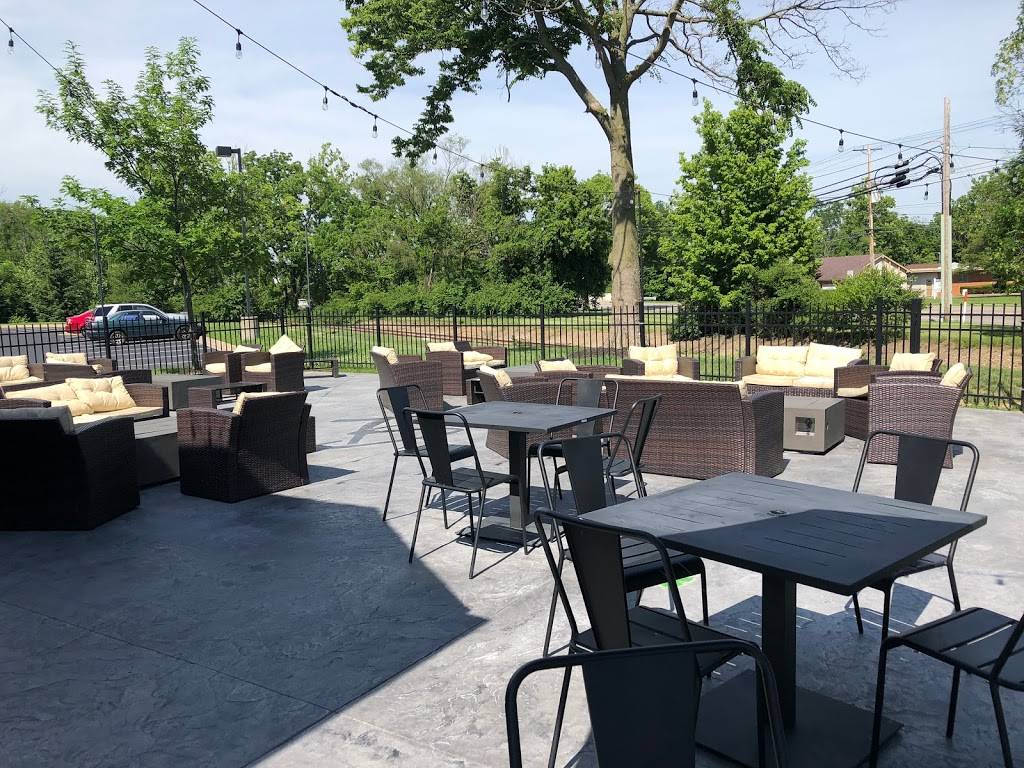 Basils On Market | restaurant | 5650 Tylersville Rd, Mason, OH 45040, USA | 5134454637 OR +1 513-445-4637