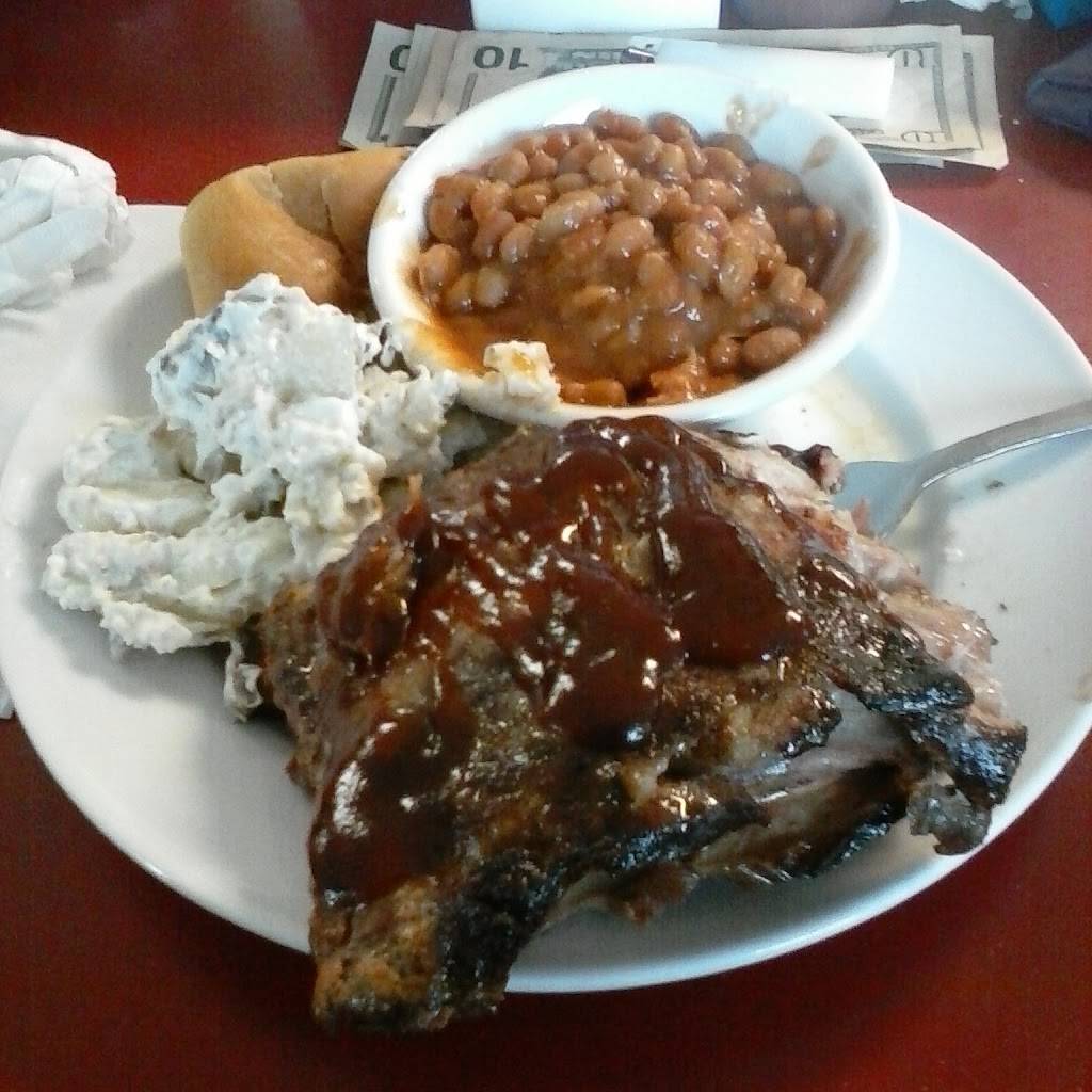 Halls Mill Country Diner | restaurant | 871 Halls Mill Rd, Unionville, TN 37180, USA | 9312943474 OR +1 931-294-3474