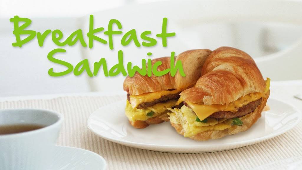 Emils Burger & Breakfast | restaurant | 3301 E 12th St, Oakland, CA 94601, USA | 5105360888 OR +1 510-536-0888