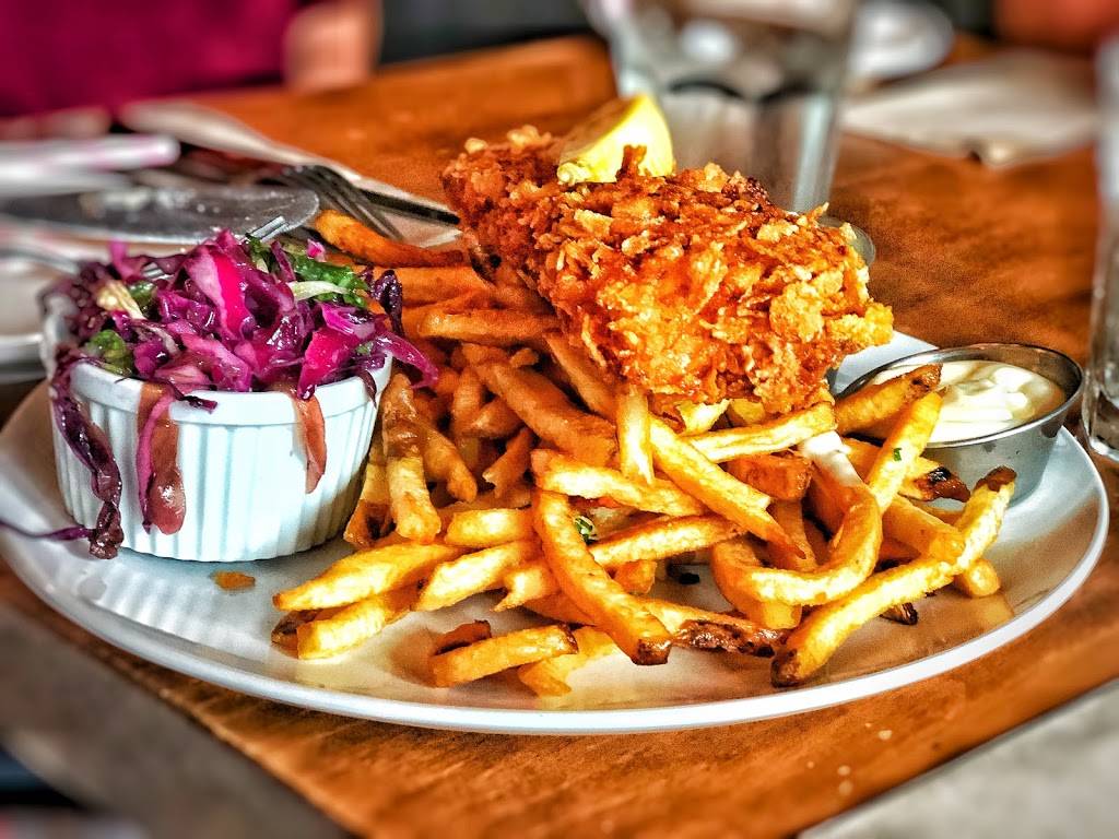 Pub Le Charlotte | restaurant | 109 Rue Lansdowne, Saint-Bruno-de-Montarville, QC J3V 5N1, Canada | 4506901550 OR +1 450-690-1550