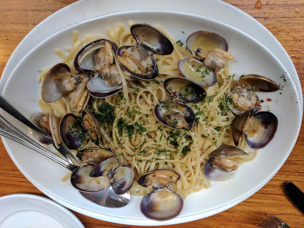 The Fish Market | restaurant | 3775 El Camino Real, Santa Clara, CA 95051, USA | 4082463474 OR +1 408-246-3474