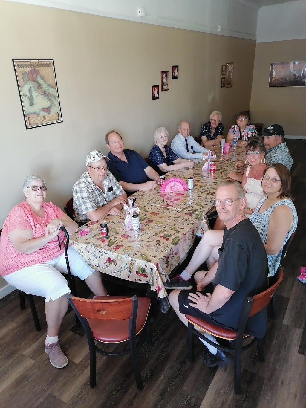 Vinnies Italian Eatery | restaurant | 7660 Auburn Rd, Utica, MI 48317, USA | 5862512519 OR +1 586-251-2519