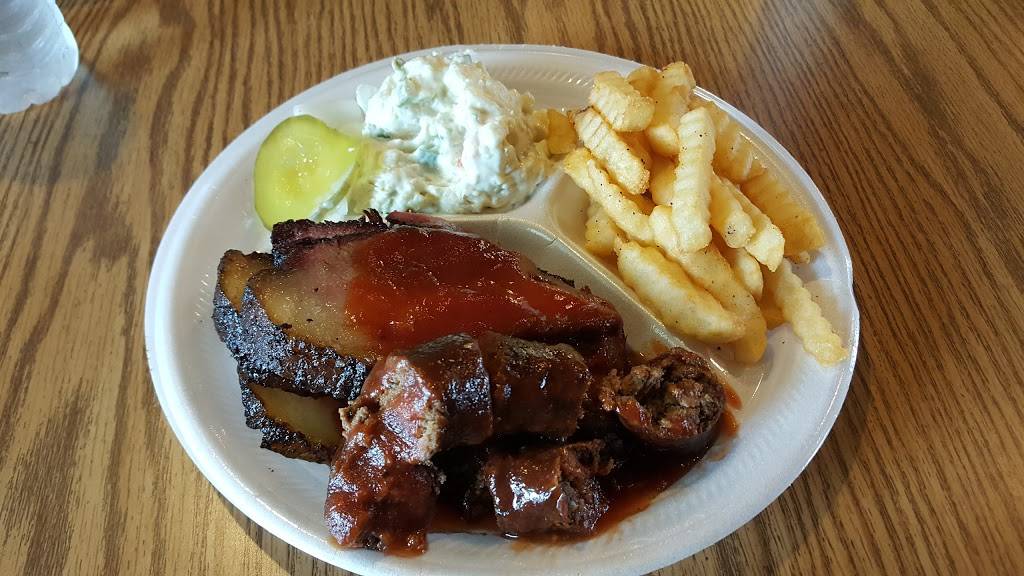 Bobs Smokehouse | restaurant | 5416 FM78, Kirby, TX 78219, USA | 2106614777 OR +1 210-661-4777