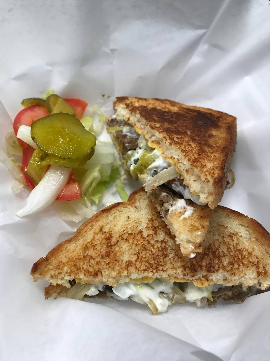 Chicago Fish & Chicken | restaurant | 16900 Plymouth Rd, Detroit, MI 48227, USA | 3136596956 OR +1 313-659-6956