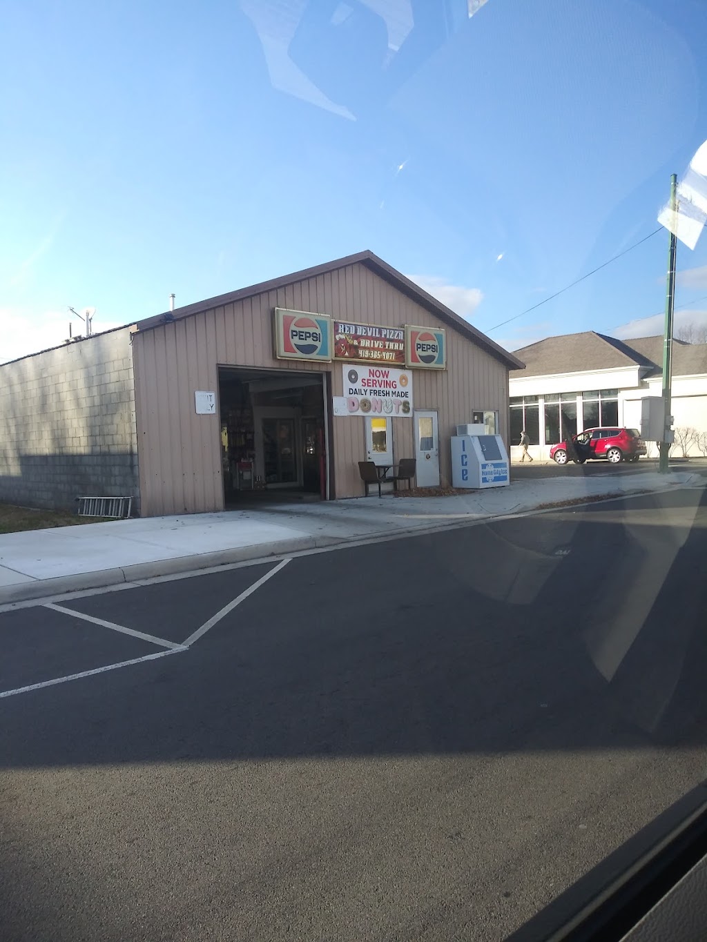 Red devil Pizza | restaurant | 100 S Main St, Arlington, OH 45814, USA | 4193654071 OR +1 419-365-4071