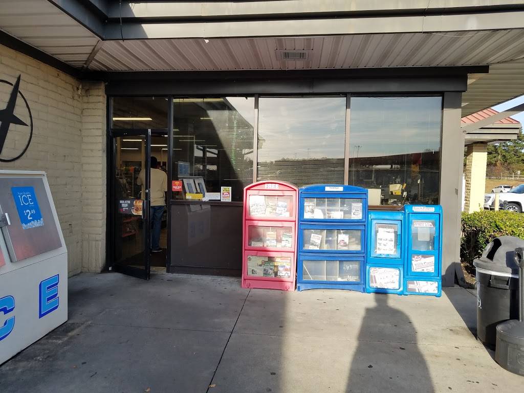 Flying J Travel Center | restaurant | 111 Mill St, Latta, SC 29565, USA | 8437525047 OR +1 843-752-5047