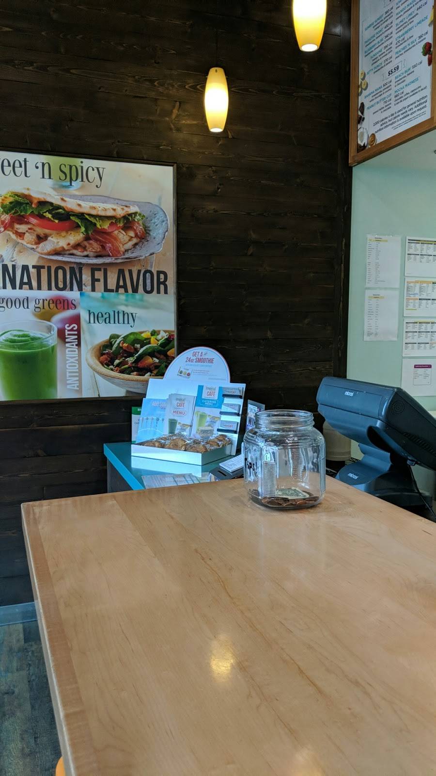 Tropicale smoothie cafe | restaurant | 2137 66th St N, Tyrone Blvd N, St. Petersburg, FL 33710, USA | 7273458947 OR +1 727-345-8947