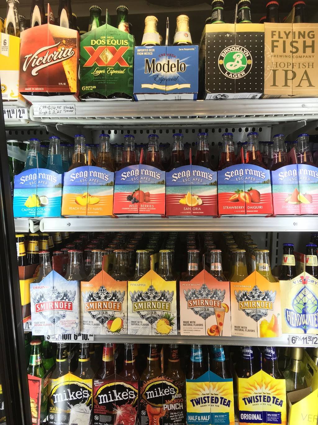 Lancaster Shoppe | restaurant | 6233 Lancaster Ave, Philadelphia, PA 19151, USA | 2156609660 OR +1 215-660-9660