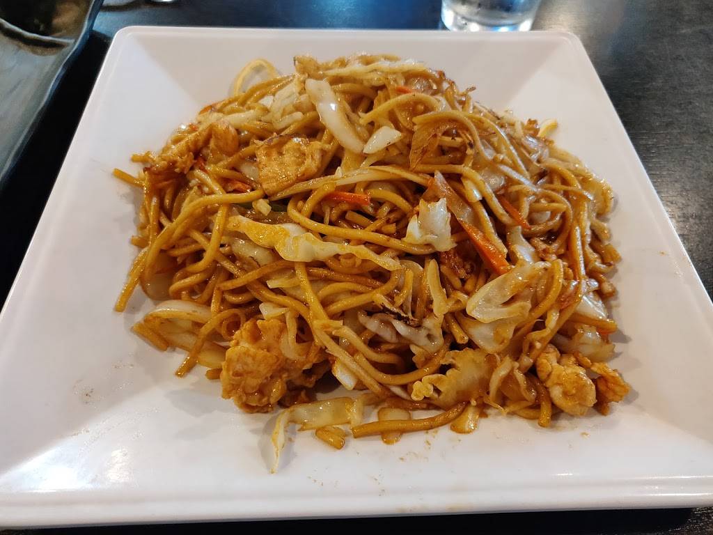 Koyama Sushi | restaurant | 8201 Golf Course Rd NW b2, Albuquerque, NM 87120, USA | 5058986666 OR +1 505-898-6666