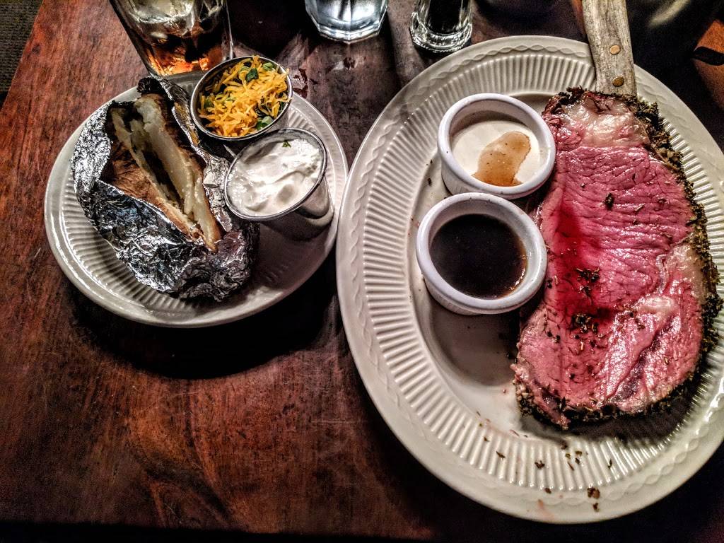 Crabdaddys Seafood Bar Grill | restaurant | 1217 Ocean Blvd, St Simons, GA 31522, USA | 9126341120 OR +1 912-634-1120