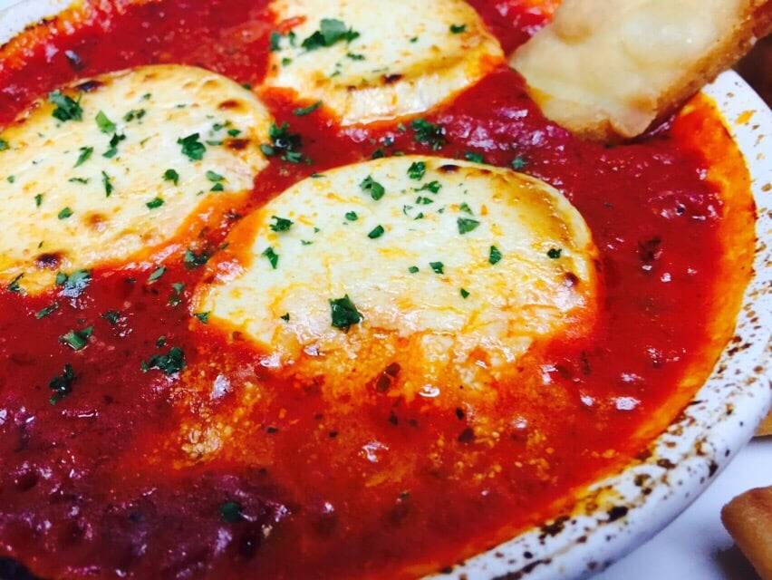 Mullens Bar & Grill | restaurant | 3080 Warrenville Rd, Lisle, IL 60532, USA | 6305050240 OR +1 630-505-0240