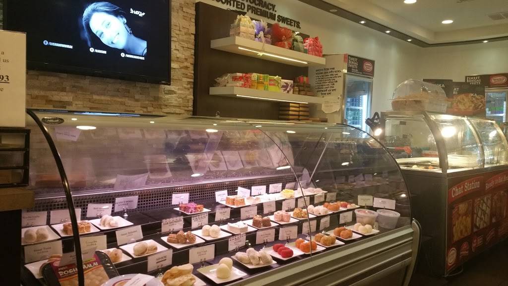 Premium Sweets | restaurant | 60 Danforth Rd, Scarborough, ON M1L 3W4, Canada | 6478481313 OR +1 647-848-1313