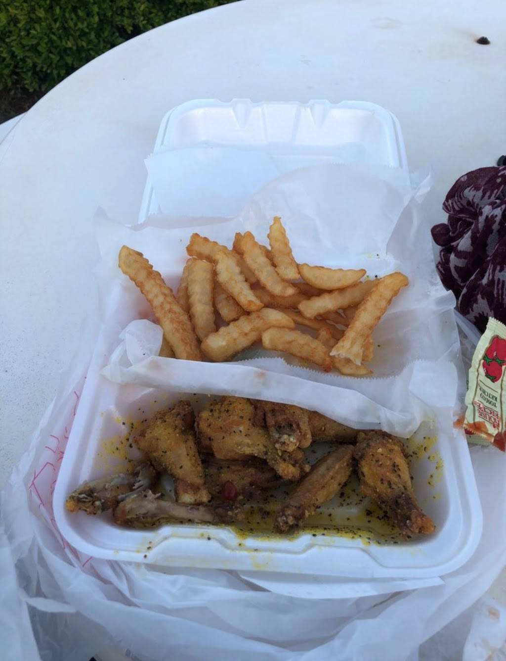 Hotlanta Wings | restaurant | 6761 GA-85, Riverdale, GA 30274, USA | 7709074144 OR +1 770-907-4144