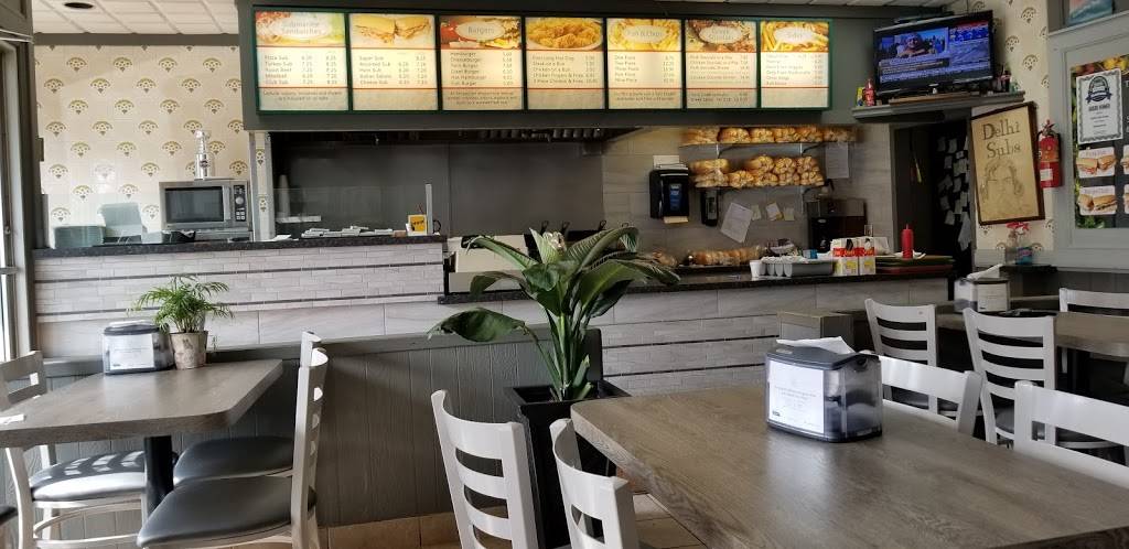 Mikes Delhi Submarine | restaurant | 105 King St, Delhi, ON N4B 1X7, Canada | 5195823449 OR +1 519-582-3449