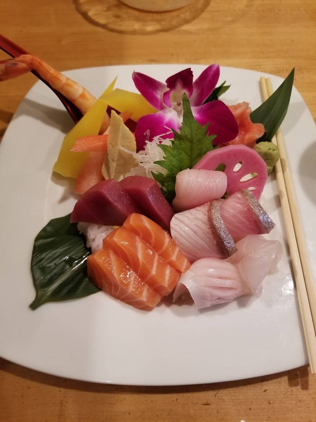 Thai Treasure Restaurant | restaurant | 330 Maple Ave W, Vienna, VA 22180, USA | 7032723683 OR +1 703-272-3683