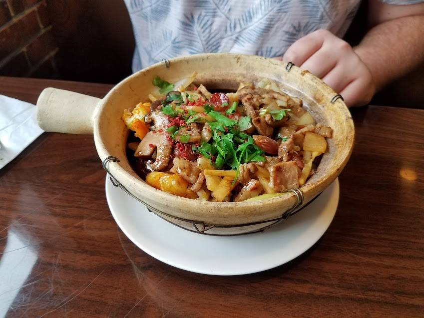 Viet Village | restaurant | 4514, 16571 S Tamiami Trail, Fort Myers, FL 33908, USA | 2392088368 OR +1 239-208-8368