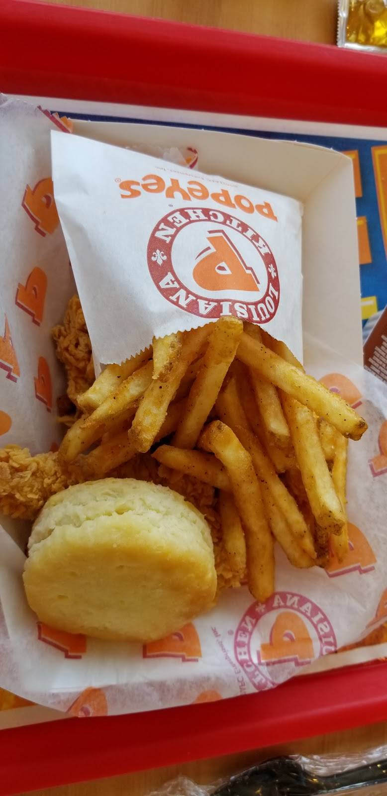 Popeyes Louisiana Kitchen | restaurant | 13050 Middlebelt Rd, Livonia, MI 48150, USA | 7347729462 OR +1 734-772-9462
