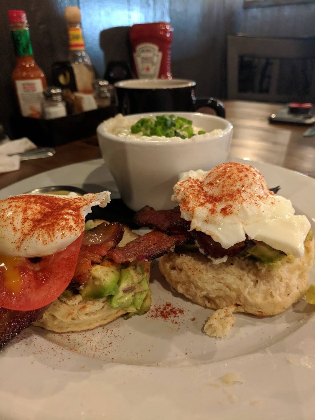 Seven Mile Cafe | restaurant | 6300 North Fwy, Fort Worth, TX 76137, USA | 8177780911 OR +1 817-778-0911