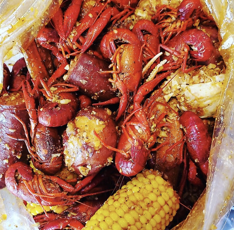 2 Bros Burger & Crab | restaurant | 13521 Perry Rd, Houston, TX 77070, USA | 3463144187 OR +1 346-314-4187