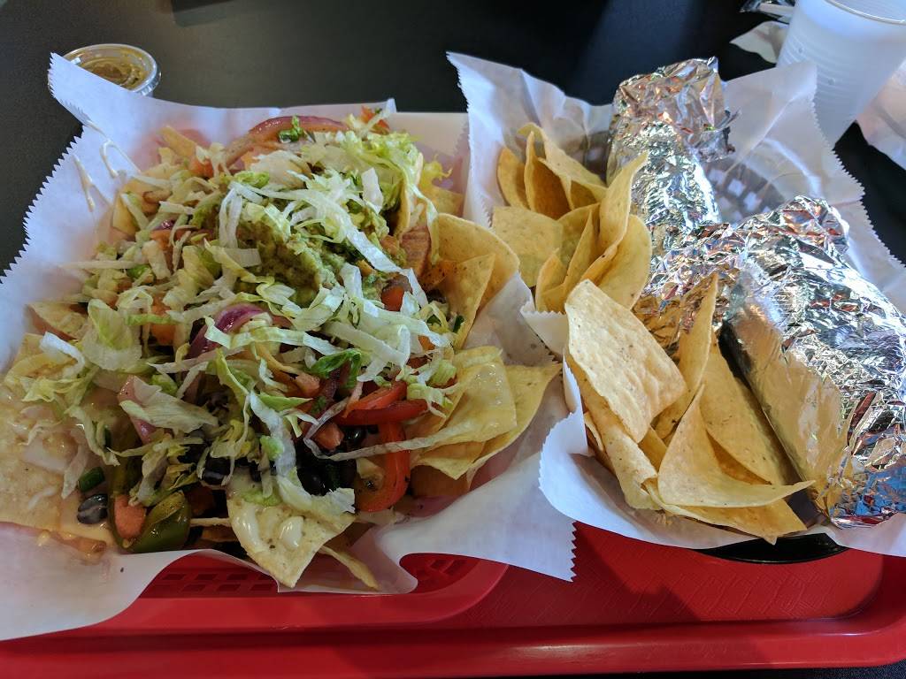 Chango’s Bar & Grill | restaurant | 519 S Illinois Ave, Carbondale, IL 62901, USA | 6184576672 OR +1 618-457-6672