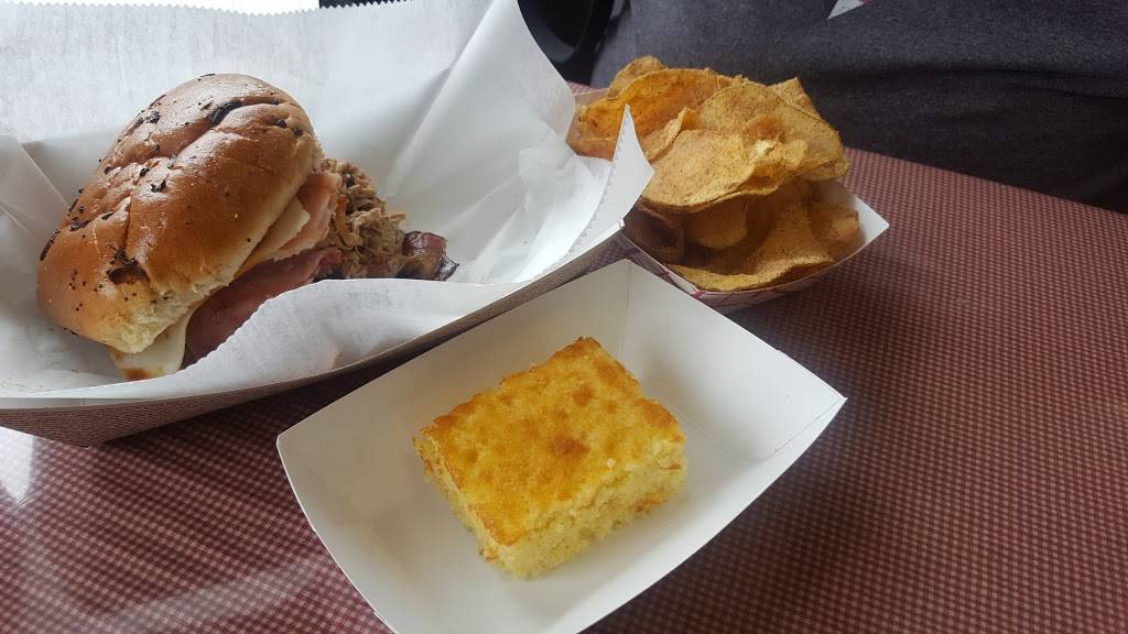 Jimmy Gs Barbeque | restaurant | 1321 W State St, Fremont, OH 43420, USA | 5672012920 OR +1 567-201-2920