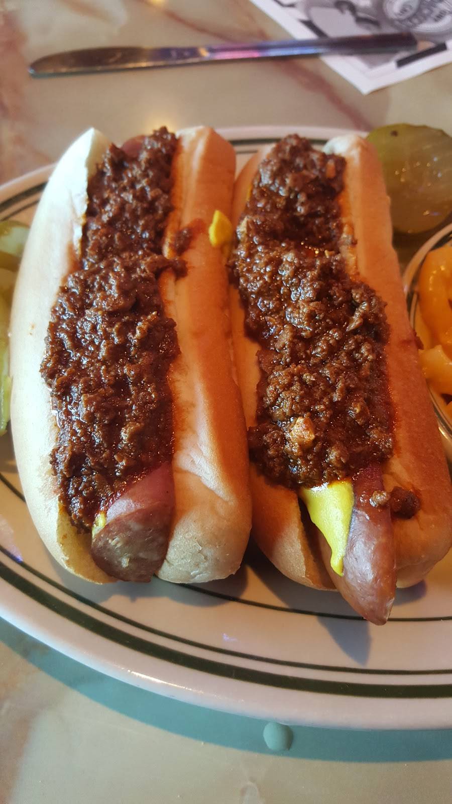 Tony Packos Sylvania | restaurant | 5822 W Alexis Rd, Sylvania, OH 43560, USA | 4198854500 OR +1 419-885-4500