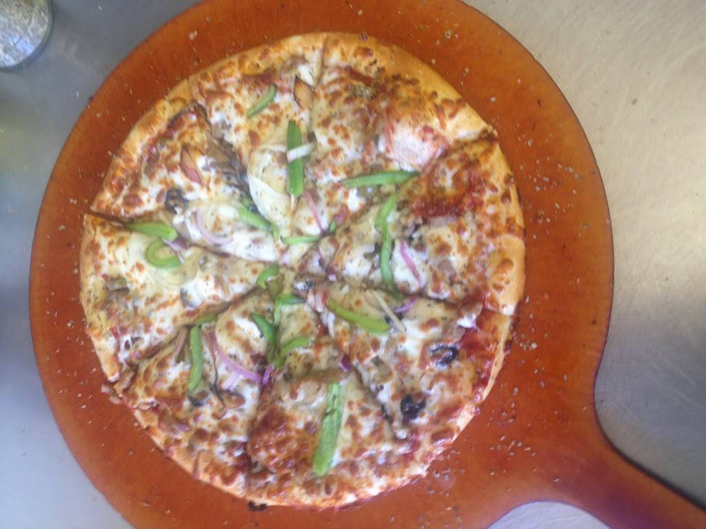 Milano Pizza Hallsville | restaurant | 324 W Main St, Hallsville, TX 75650, USA | 9036682901 OR +1 903-668-2901