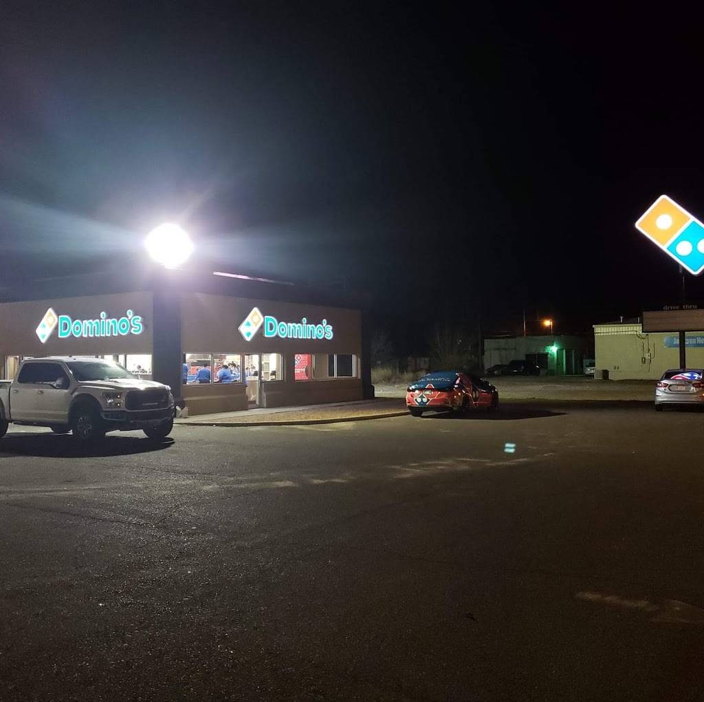 Dominos | restaurant | 522 N Milt Phillips Ave, Seminole, OK 74868, USA | 4055844544 OR +1 405-584-4544