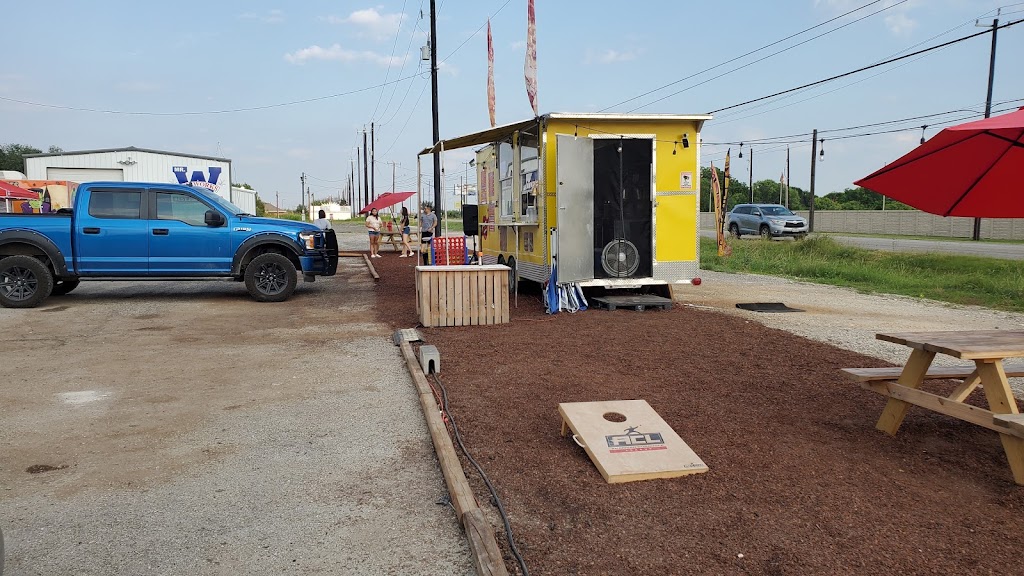 Munch on This | restaurant | Far West Side, San Antonio, TX 78254, USA | 2107631595 OR +1 210-763-1595