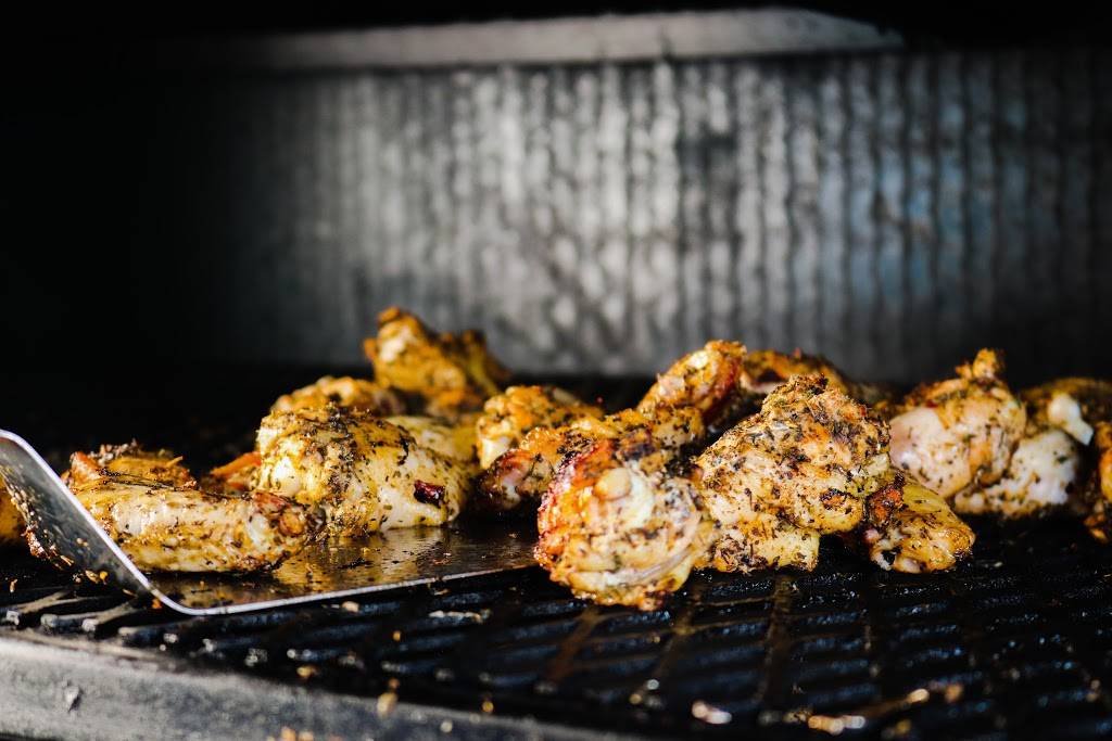 Candymans Grille | restaurant | 3116 W Thomas Rd, Phoenix, AZ 85017, USA | 6232188247 OR +1 623-218-8247