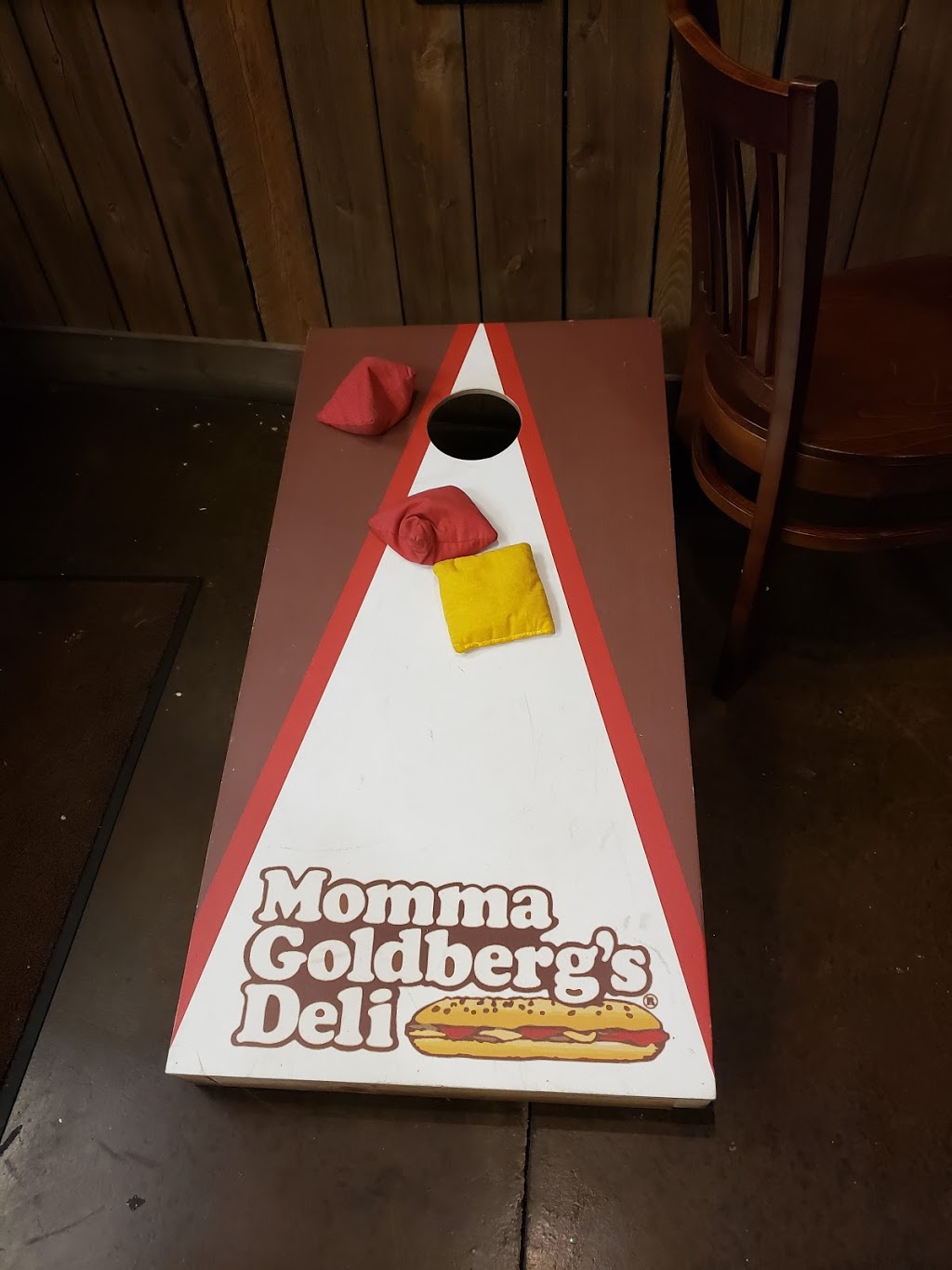 Momma Goldbergs Deli | restaurant | 920 Industrial Pkwy, Saraland, AL 36571, USA | 2513785314 OR +1 251-378-5314