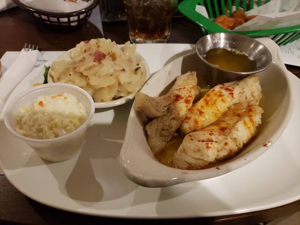 Moose Lodge West Bend 1398 | restaurant | 1721 Chestnut St, West Bend, WI 53095, USA | 2623388122 OR +1 262-338-8122