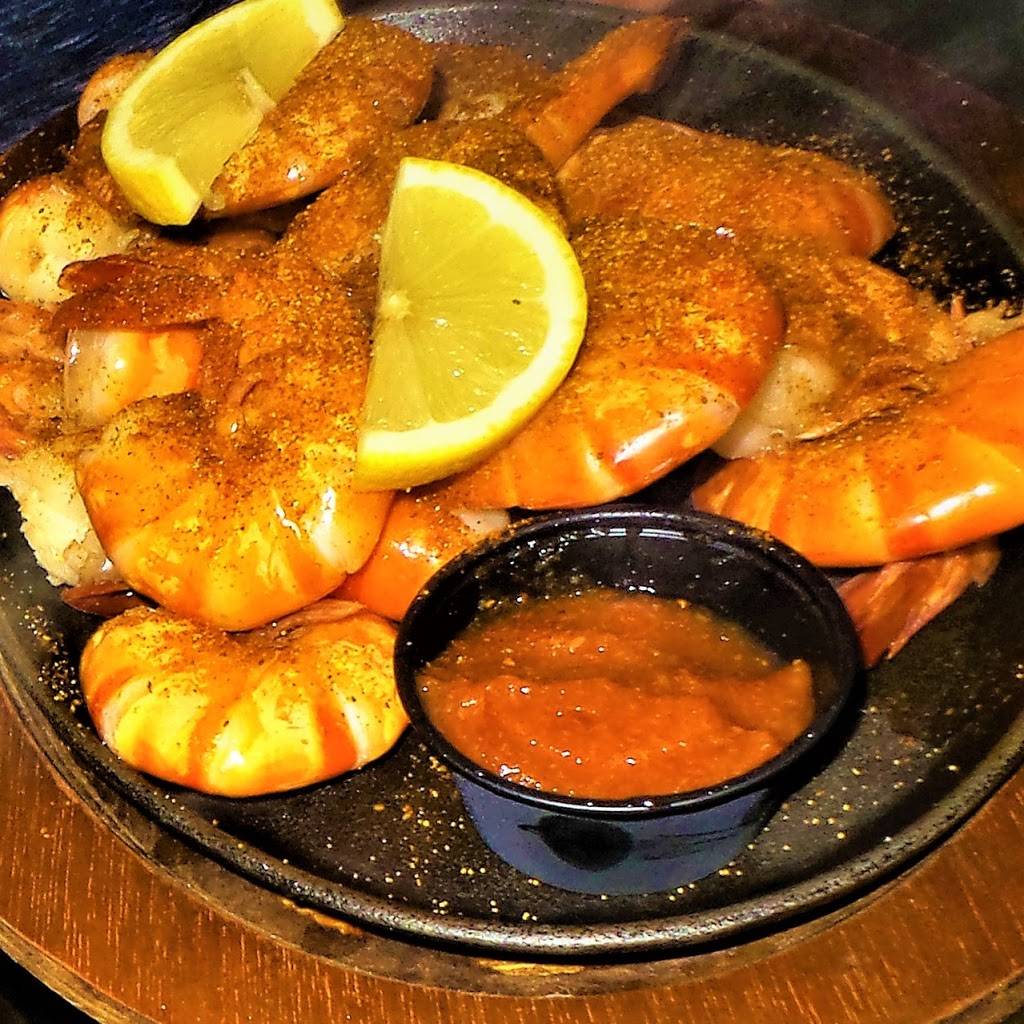 Whiskey Throttle Bar & Grill | restaurant | 1804 Newport Gap Pike, Wilmington, DE 19808, USA | 3028923305 OR +1 302-892-3305