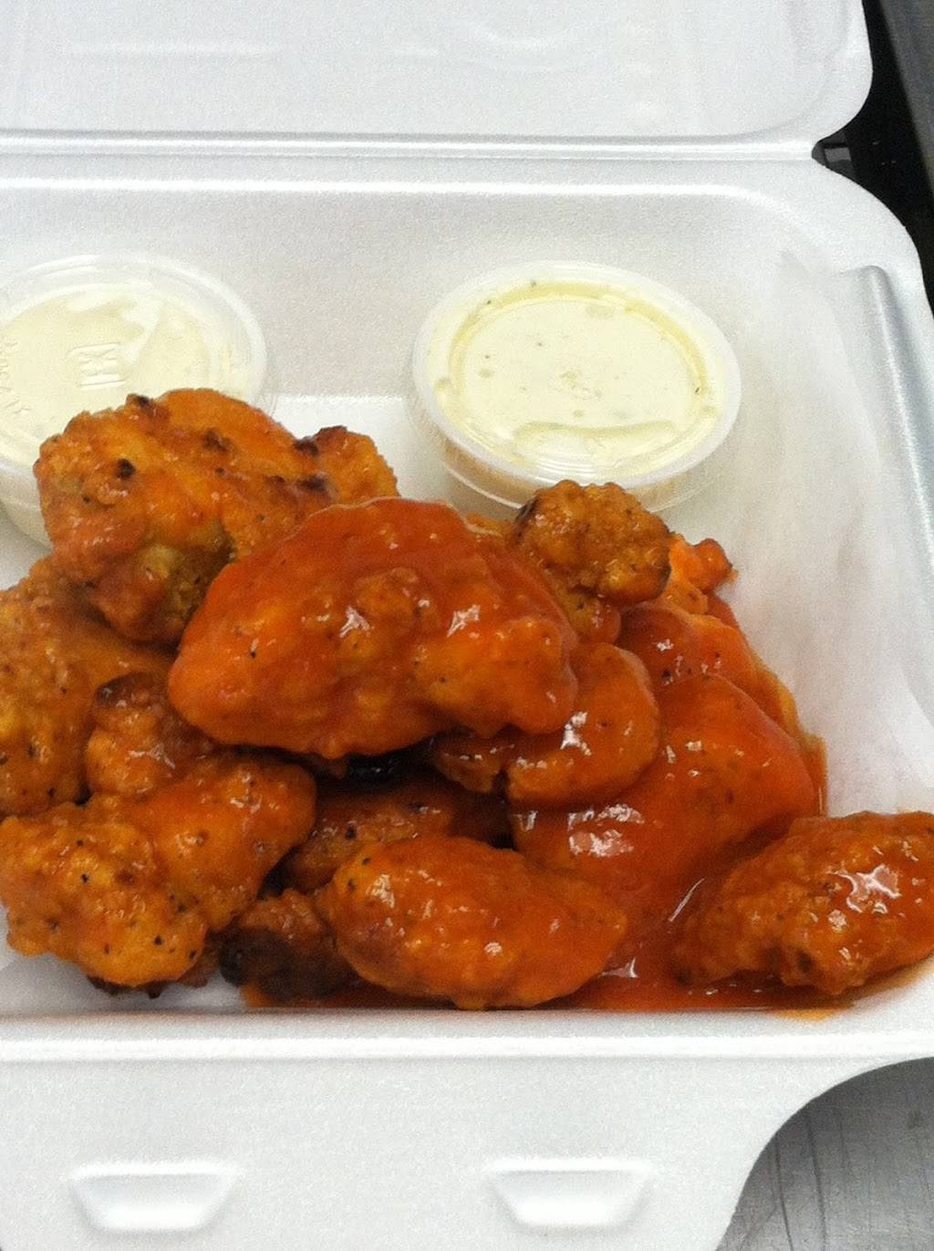 Crossroads Pizza & Subs | meal takeaway | W229 S8680 Clark St, Big Bend, WI 53103, USA | 2626624466 OR +1 262-662-4466