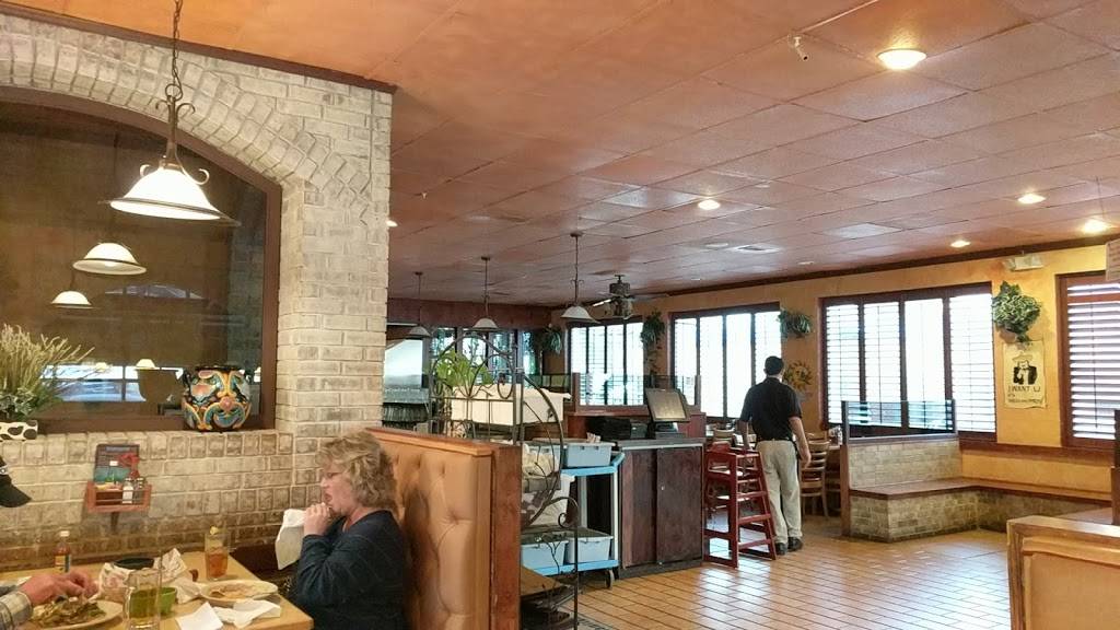 El Puerto Mexican Grill & Cantina | restaurant | 2120 W Main St, Waynesboro, VA 22980, USA | 5409435317 OR +1 540-943-5317