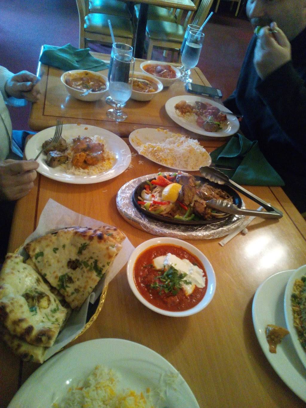 Swad Tandoori | restaurant | 150 State St, New London, CT 06320, USA | 8604391809 OR +1 860-439-1809