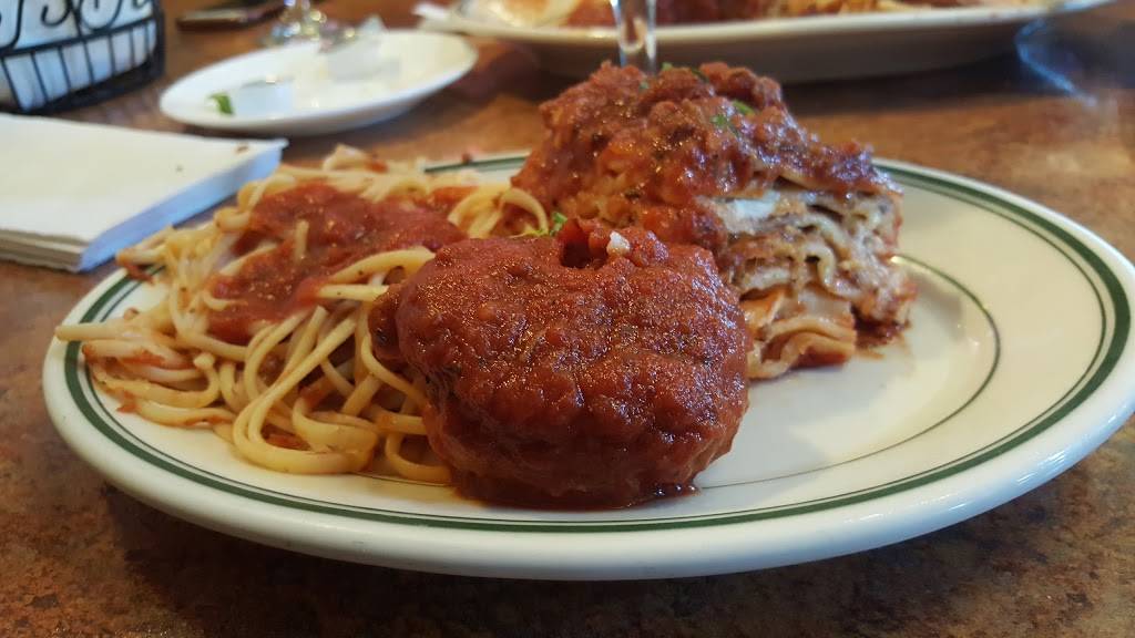 Riccardis Restaurant | meal takeaway | 38 Sconticut Neck Rd, Fairhaven, MA 02719, USA | 5089964100 OR +1 508-996-4100