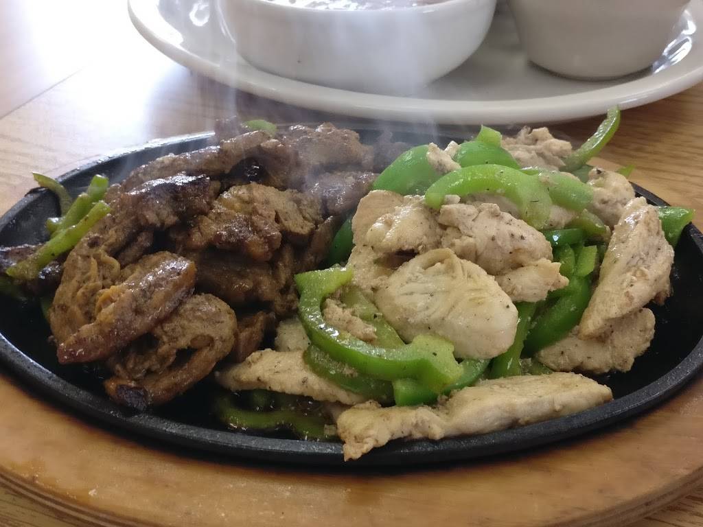 Brendas Mexican restaurant | restaurant | 11888 Starcrest Dr, San Antonio, TX 78247, USA | 2104032092 OR +1 210-403-2092