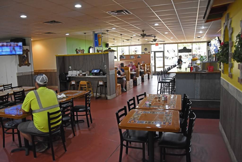 El Huapango Mexican Restaurant | restaurant | 3600 SE Crossroads Dr suite d, Grimes, IA 50111, USA | 5159860741 OR +1 515-986-0741