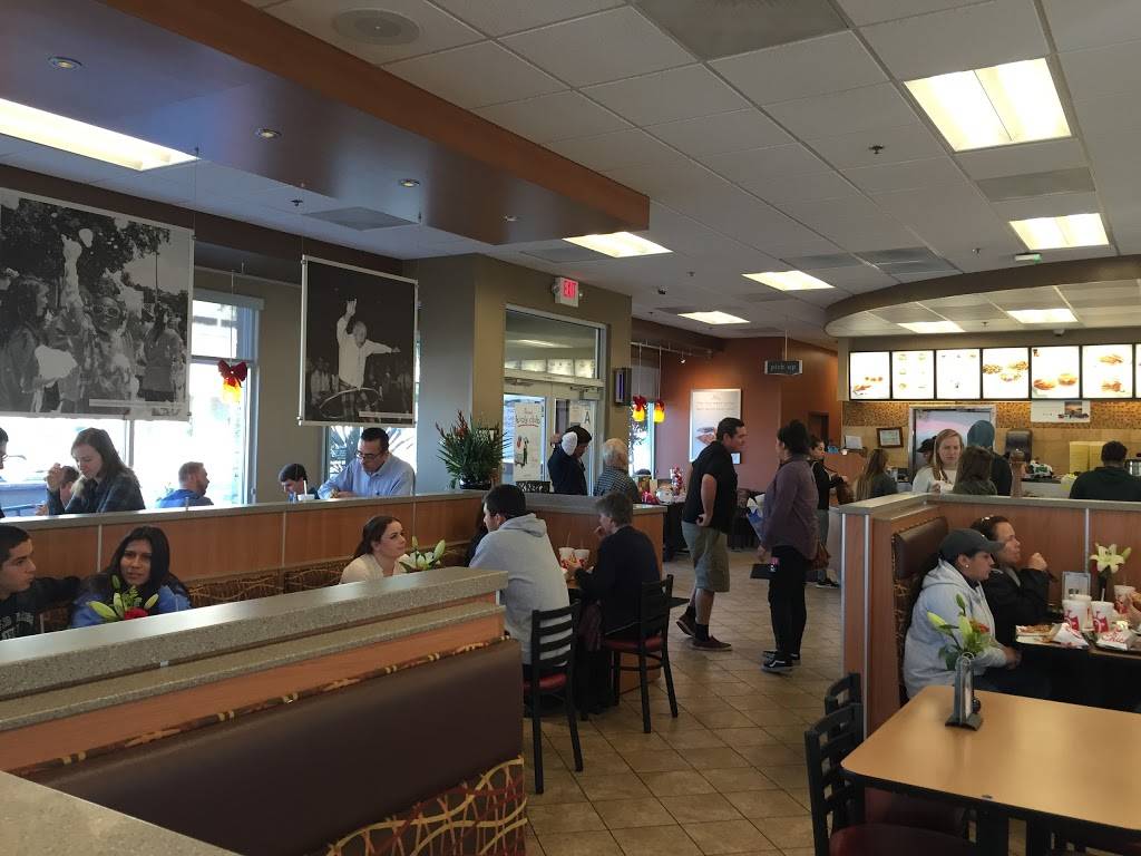 Chick-fil-A | restaurant | 900 E Alosta Ave, Azusa, CA 91702, USA | 6263347600 OR +1 626-334-7600