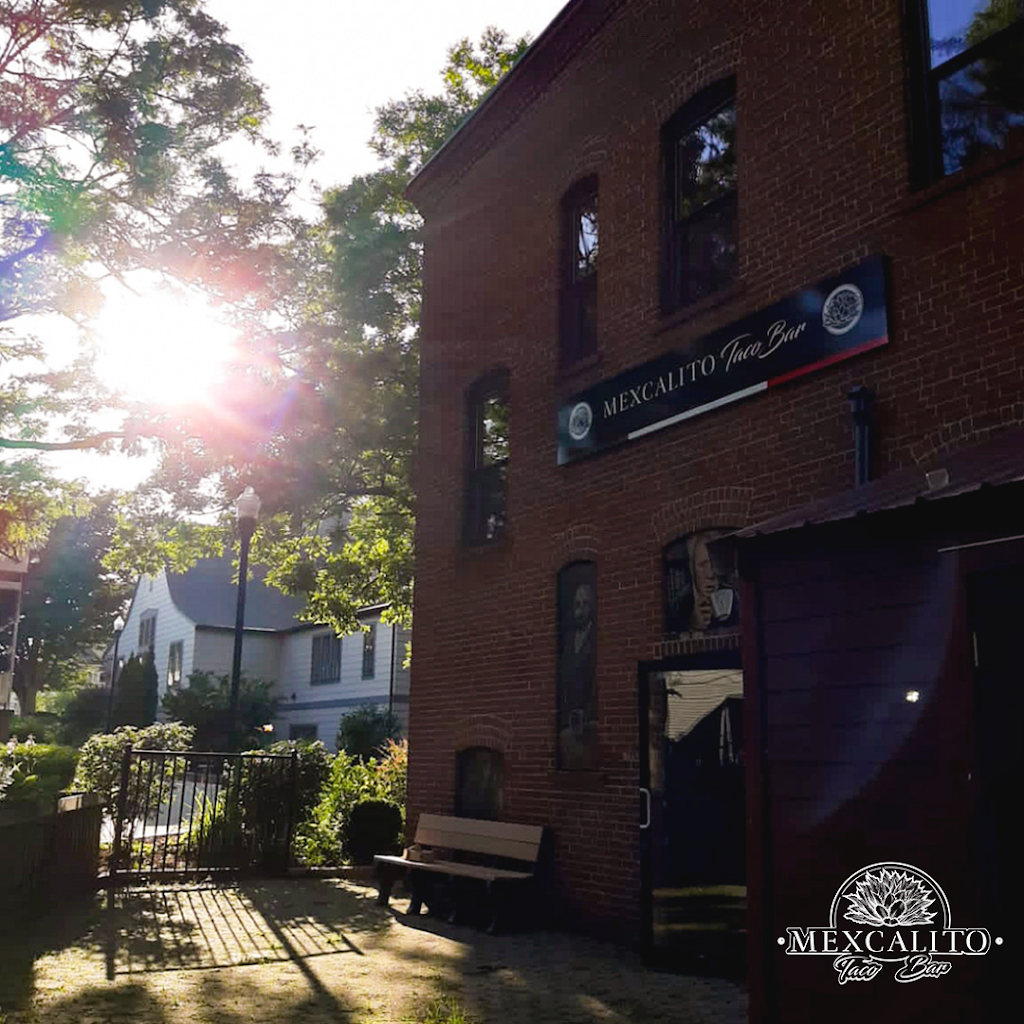 Mexcalito Taco Bar | restaurant | 17 Kellogg Ave, Amherst, MA 01002, USA | 4132303064 OR +1 413-230-3064