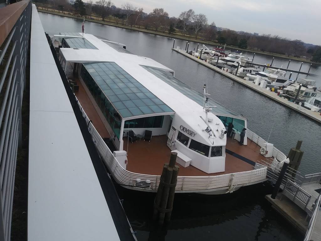 Spirit of Washington | restaurant | 580 Water St SW, Washington, DC 20024, USA | 2024794577 OR +1 202-479-4577